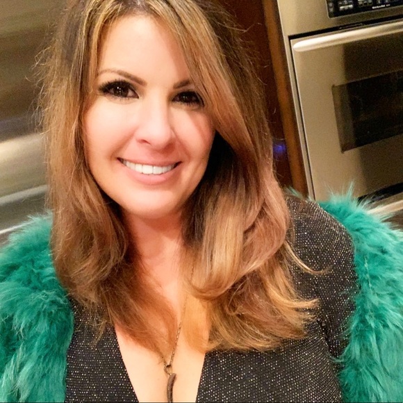 Meet your Posher, Raluca - Picture 5 of 5